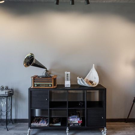 Manto Loft Style Apartment クライペダ エクステリア 写真